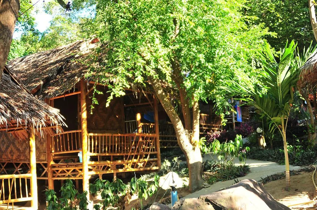 Phutawan Bamboo Resort Ko Phi Phi Tajlandia
